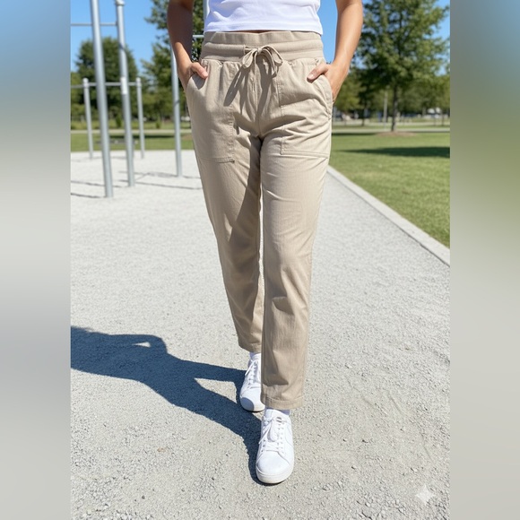 Women’s Lululemon Dance Studio Wide Leg Joggers Tan/beige Color Size 2 - Picture 1 of 9
